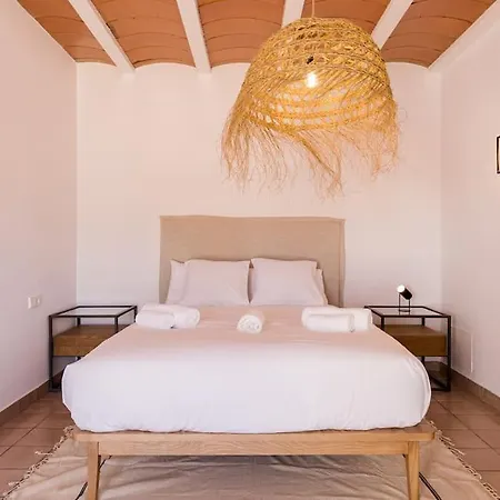 4 Palms Only 5 Minutes From Ibiza * Montecristo