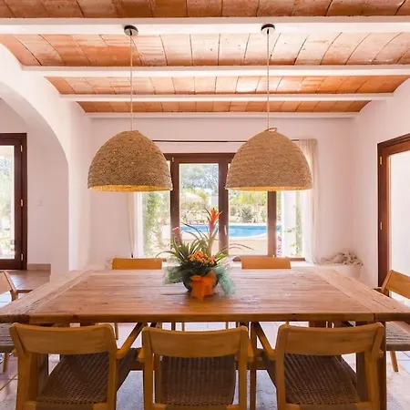 4 Palms Only 5 Minutes From Ibiza וילה Montecristo