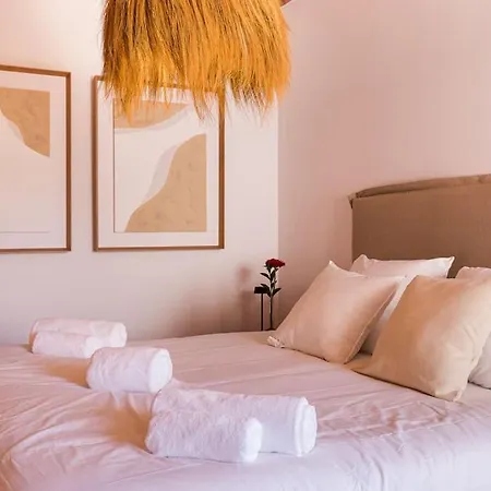 4 Palms Only 5 Minutes From Ibiza Montecristo