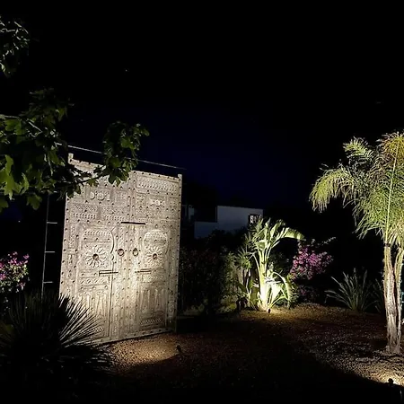 4 Palms Only 5 Minutes From Ibiza *