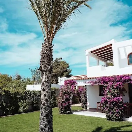 4 Palms Only 5 Minutes From Ibiza וילה Montecristo
